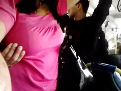 Pojat naida seksi porniči tyttöjen purkaminen